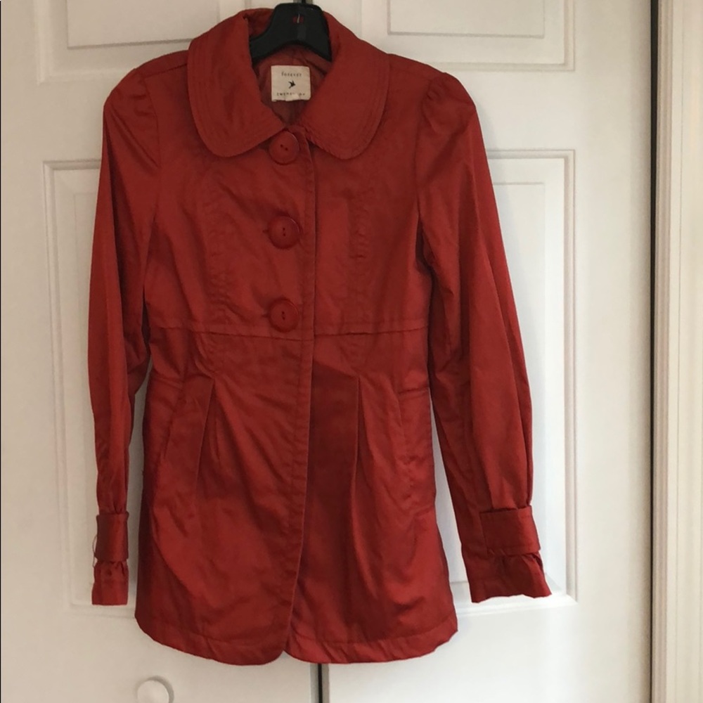 Unique rust-colored rain coat!